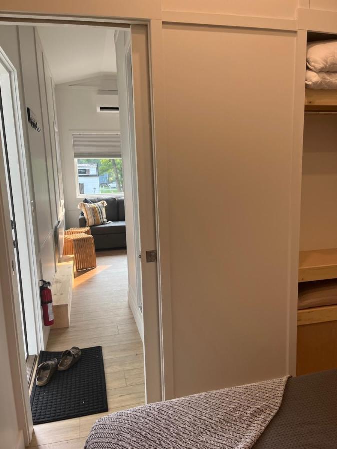 The Tiny Getaway Home Елизабетаун Екстериор снимка