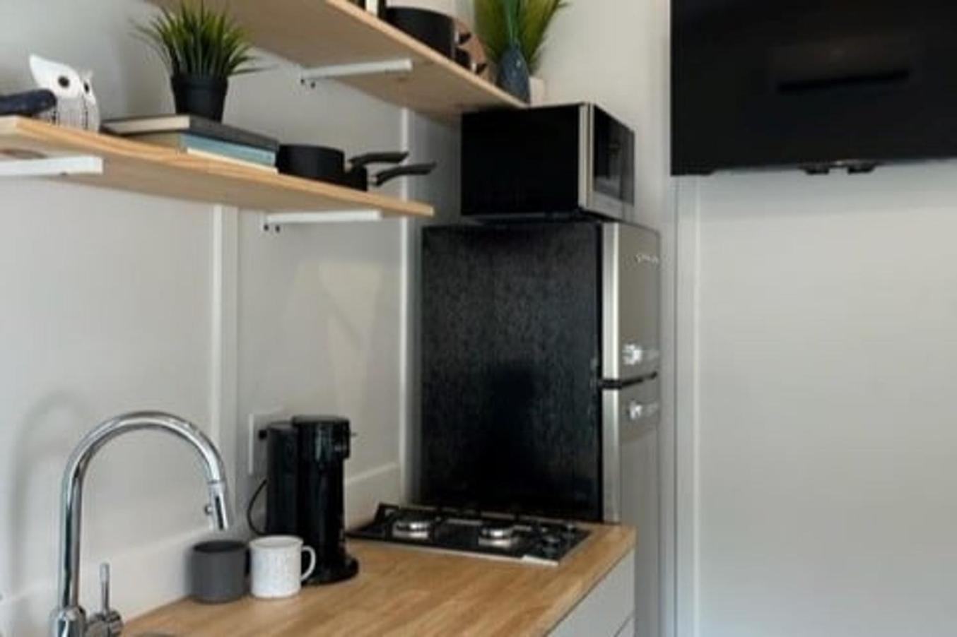 The Tiny Getaway Home Елизабетаун Екстериор снимка