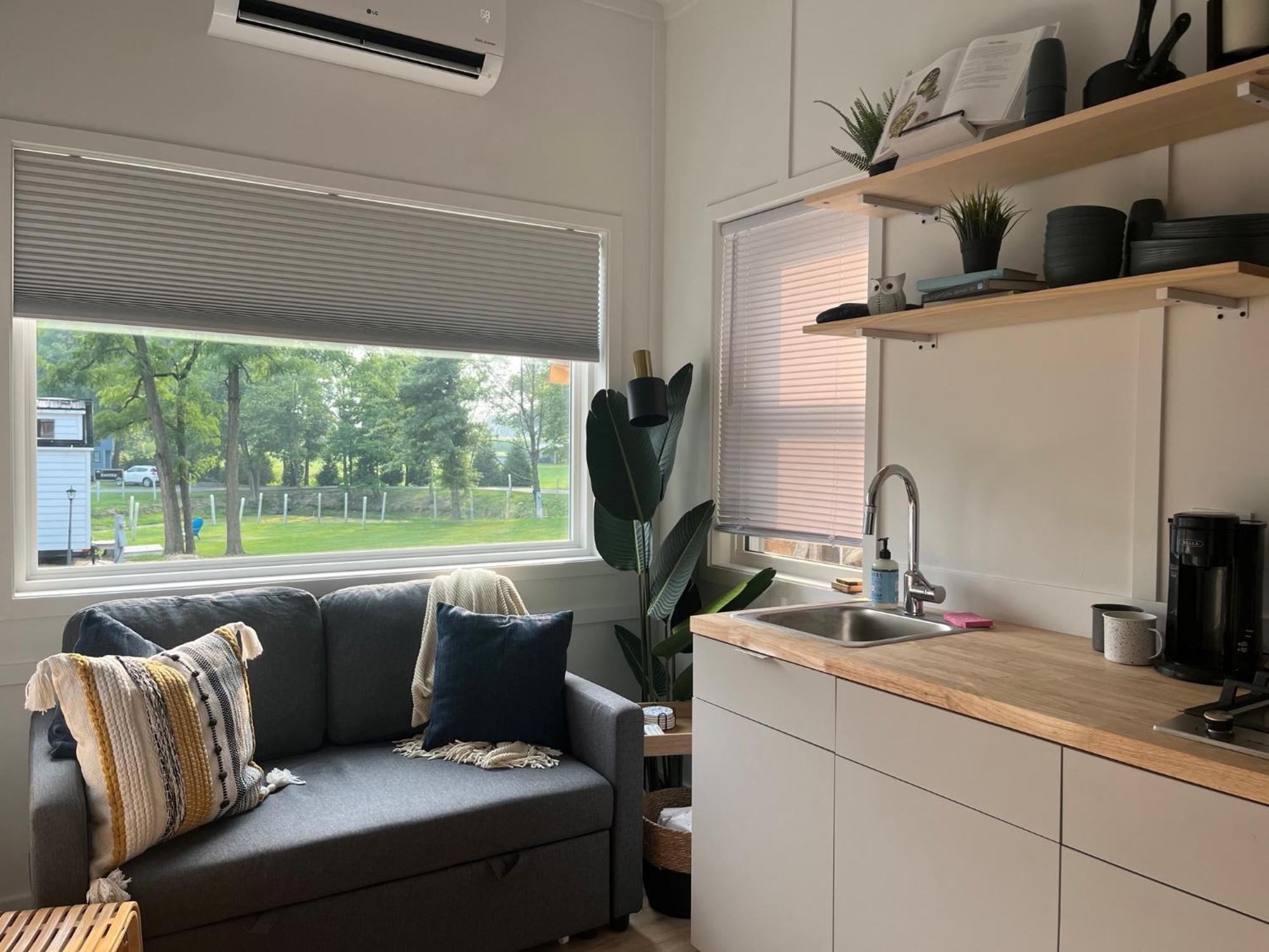 The Tiny Getaway Home Елизабетаун Екстериор снимка
